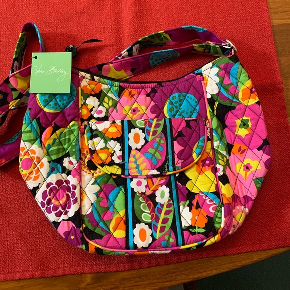 Vera Bradley Handbags - Vera Bradley Va Va Bloom bag